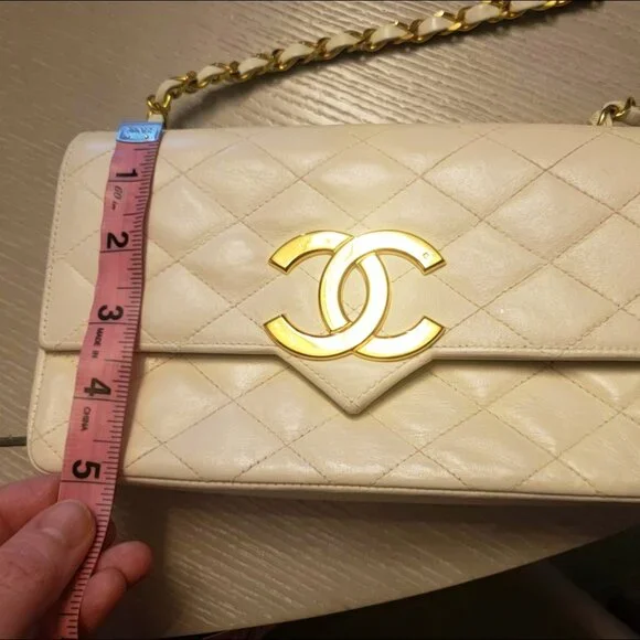Chanel Vintage Interlocking CC White Leather Flap Bag Purse β¨π€ - Picture 5 of 17